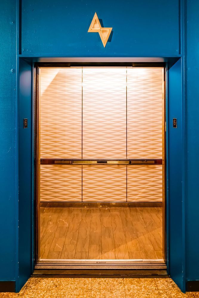 Love in an Elevator